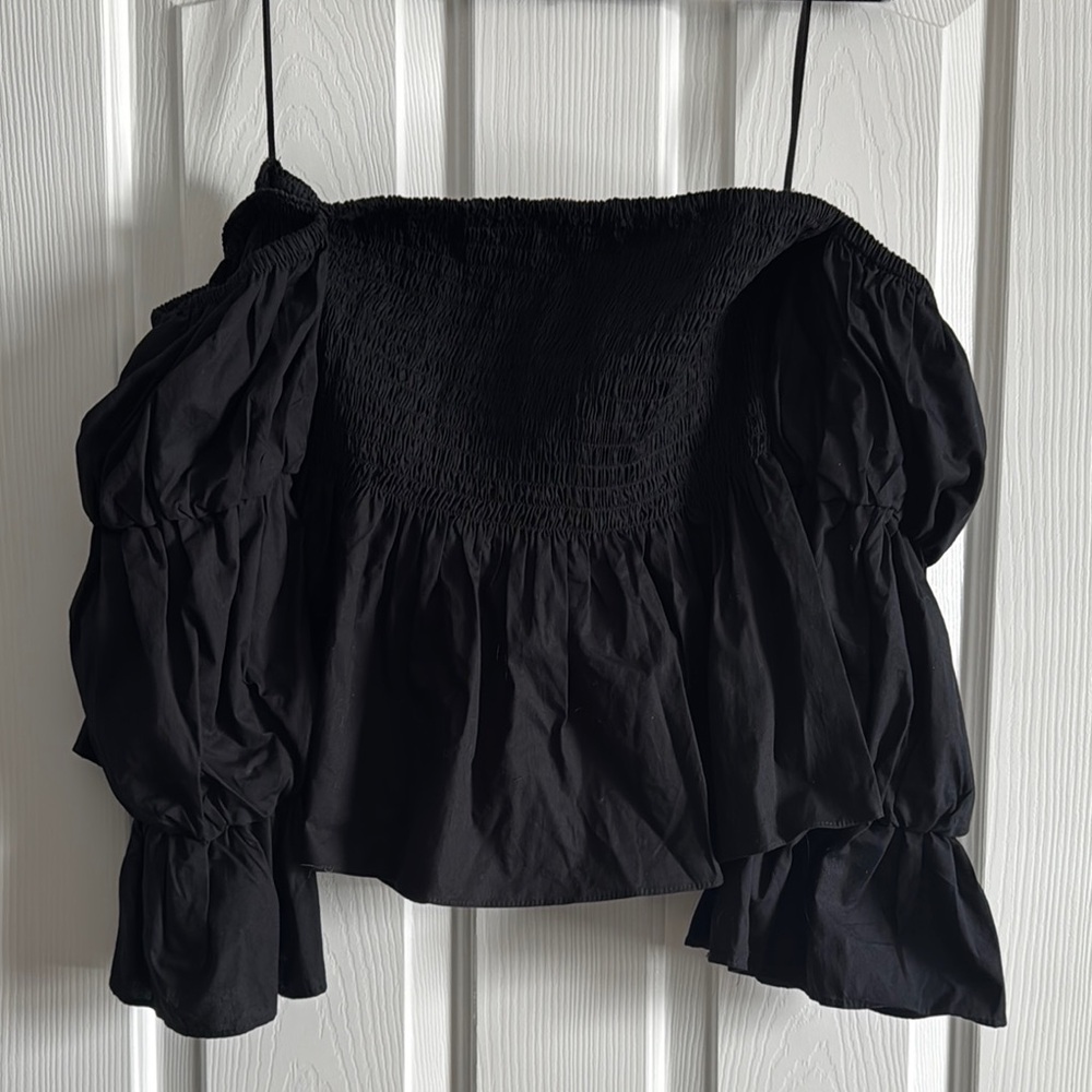 Express Off-shoulder Women's Black Smocked Top with Puff Sleeves